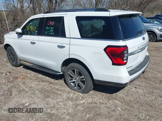 2022 Ford Expedition Limited z VIN 1FMJU2AT7NEA67407, wystawiony jako IAAI lot #41796472 z przebiegiem 31 145 mil mil oraz . Historia ofert i sprzedaży dostępna na DreamBid. Obrazek 3.