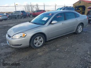 2008 Chevrolet Impala LT with VIN 2G1WT55N989163212, listed as a IAAI auction lot 41496042 with 276,259 mi miles. Bid and sale history available at carsss.com. Image 2.