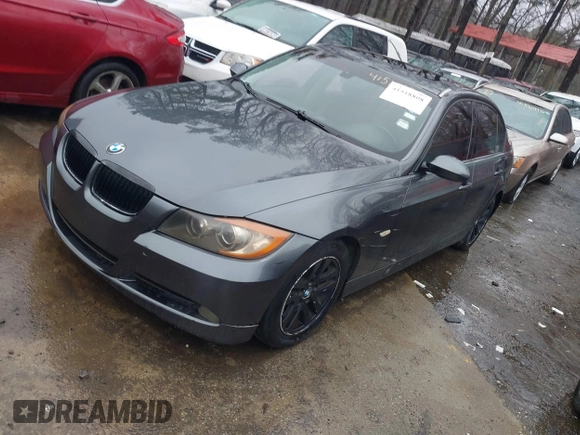 2007 BMW 3 Series 328i with VIN WBAVA37577NE29557, listed as a IAAI auction lot 41518808 with 200,966 mi miles and . Bid and sale history available at DreamBid. Image 2.