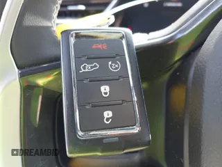 2023 Jeep Grand Cherokee Laredo z VIN 1C4RJHAG2PC538934, wystawiony jako IAAI lot #41902861 z przebiegiem 31 664 mil mil oraz . Historia ofert i sprzedaży dostępna na DreamBid. Obrazek 11.