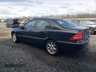 2002 Mercedes-Benz C 230/260/280/320 with VIN WDBRF61J12F138872, listed as a Copart auction lot 47005815 with 232,352 mi miles and Salvage Title. Bid and sale history available at DreamBid. Image 2.