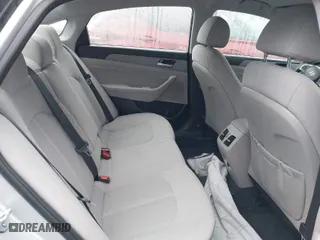 2019 Hyundai Sonata Sport with VIN 5NPE34AF4KH783417, listed as a IAAI auction lot 41555766 with 40,634 mi miles. Bid and sale history available at carsss.com. Image 8.