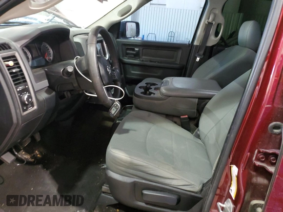 2016 Ram 1500 Express z VIN 3C6RR6KT3GG197928, wystawiony jako Copart lot #52448765 z przebiegiem 110 844 mil mil oraz Szkoda całkowita • Salvage title. Historia ofert i sprzedaży dostępna na DreamBid. Obrazek 7.