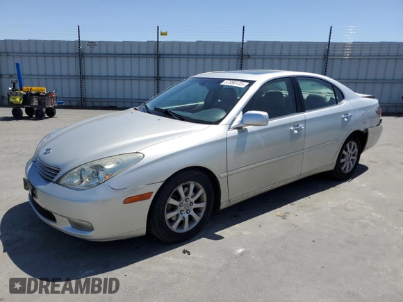 2002 Lexus ES 300 with VIN JTHBF30G420014345, listed as a Copart auction lot 57890135 with 153,695 mi miles and Salvage title. Bid and sale history available at DreamBid. Image 1.