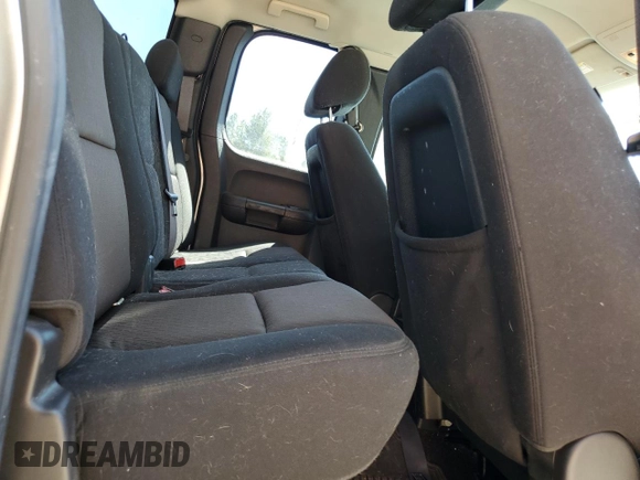 2010 Chevrolet Silverado 1500 LT with VIN 1GCSCSE03AZ298271, listed as a Copart auction lot 49427065 with 138,154 mi miles and Salvage Title. Bid and sale history available at DreamBid. Image 10.