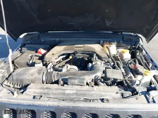 2019 Jeep Wrangler Unlimited Sport S with VIN 1C4HJXDG7KW572294, listed as a IAAI auction lot 41607986 with 61,734 mi miles. Bid and sale history available at carsss.com. Image 10.