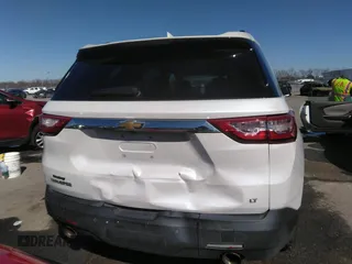 2020 Chevrolet Traverse LT Cloth with VIN 1GNERGKWXLJ112767, listed as a IAAI auction lot 41617752 with 195,043 mi miles. Bid and sale history available at carsss.com. Image 16.