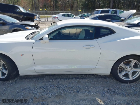 2019 Chevrolet Camaro 1LT with VIN 1G1FB1RS7K0108884, listed as a IAAI auction lot 41717182 with 45,820 mi miles. Bid and sale history available at carsss.com. Image 14.