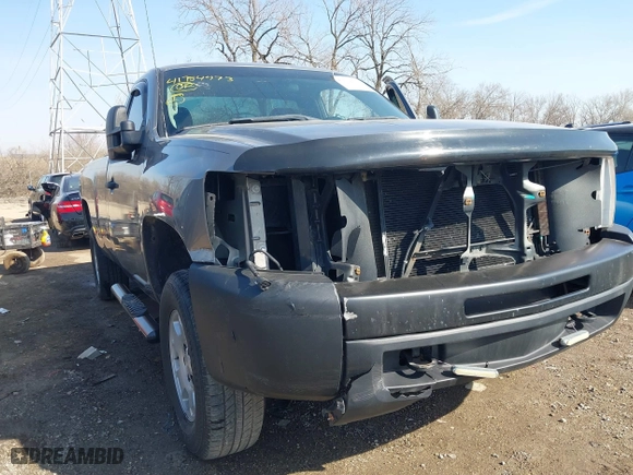 2013 Chevrolet Silverado 1500 Work Truck with VIN 1GCNKPEX2DZ323403, listed as a IAAI auction lot 41754473 with 150,224 mi miles. Bid and sale history available at carsss.com. Image 6.