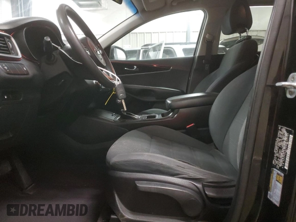 2016 Kia Sorento L with VIN 5XYPG4A39GG125707, listed as a Copart auction lot 79198334 with 81,660 mi miles and Salvage Title. Bid and sale history available at DreamBid. Image 7.