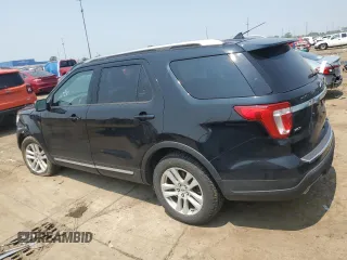 2018 Ford Explorer XLT z VIN 1FM5K8D83JGB83574, wystawiony jako Copart lot #64548545 z przebiegiem 89 375 mil mil oraz Czysty tytuł • Clean title. Historia ofert i sprzedaży dostępna na DreamBid. Obrazek 2.