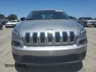 2016 Jeep Cherokee Sport with VIN 1C4PJLAB8GW207708, listed as a Copart auction lot 64078895 with 136,300 mi miles and Clean title. Bid and sale history available at DreamBid. Image 5.