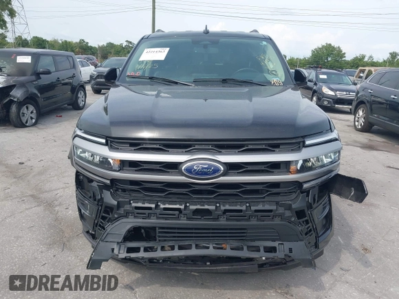 2023 Ford Expedition Max XLT with VIN 1FMJK1J81PEA03636, listed as a IAAI auction lot 42214363 with 77,017 mi miles and . Bid and sale history available at DreamBid. Image 6.
