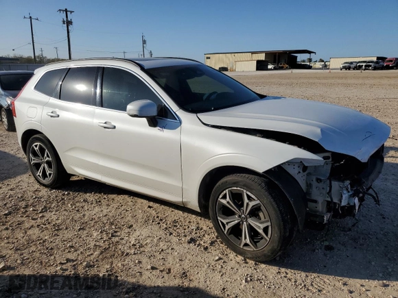 2022 Volvo XC60 Momentum z VIN YV4L12DK0N1944994, wystawiony jako Copart lot #85899774 z przebiegiem 95 461 mil mil oraz Szkoda całkowita • Salvage title. Historia ofert i sprzedaży dostępna na DreamBid. Obrazek 4.