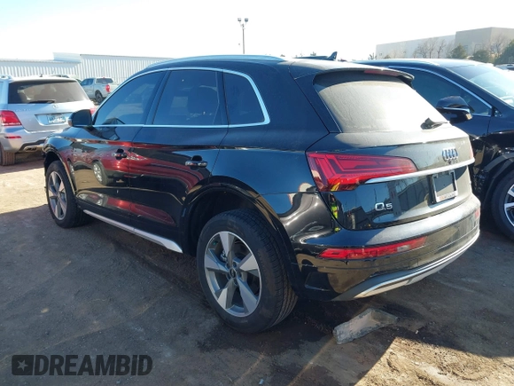 2024 Audi Q5 Premium z VIN WA1ABAFY2R2013670, wystawiony jako IAAI lot #41134099 z przebiegiem 5 940 mil mil oraz . Historia ofert i sprzedaży dostępna na DreamBid. Obrazek 3.