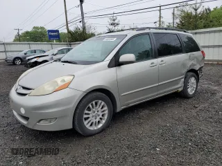 2007 Toyota Sienna XLE z VIN 5TDBK22C77S003992, wystawiony jako Copart lot #54920085 z przebiegiem 278 847 mil mil oraz Szkoda całkowita • Salvage title. Historia ofert i sprzedaży dostępna na DreamBid. Obrazek 1.