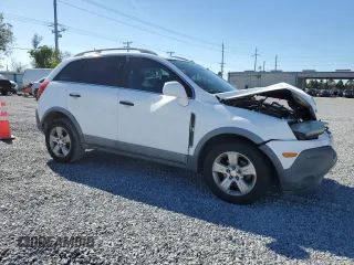 2013 Chevrolet Captiva Sport LS with VIN 3GNAL2EK8DS604998, listed as a Copart auction lot 83212824 with 142,602 mi miles and Salvage Title. Bid and sale history available at DreamBid. Image 4.