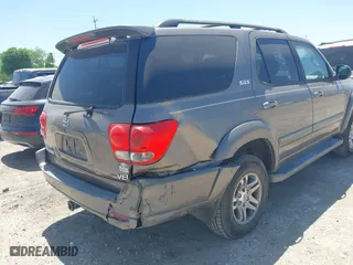 2006 Toyota Sequoia SR5 with VIN 5TDZT34A96S272197, listed as a IAAI auction lot 41991038 with 264,727 mi miles. Bid and sale history available at carsss.com. Image 4.