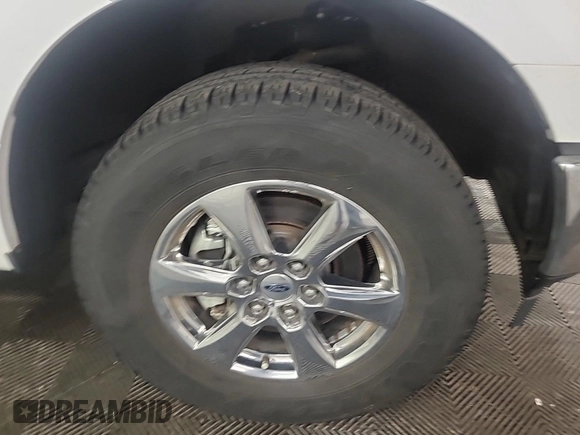 2018 Ford F-150 XL with VIN 1FTEW1EP1JKE55493, listed as a IAAI auction lot 42666714 with 104,452 mi miles and . Bid and sale history available at DreamBid. Image 31.