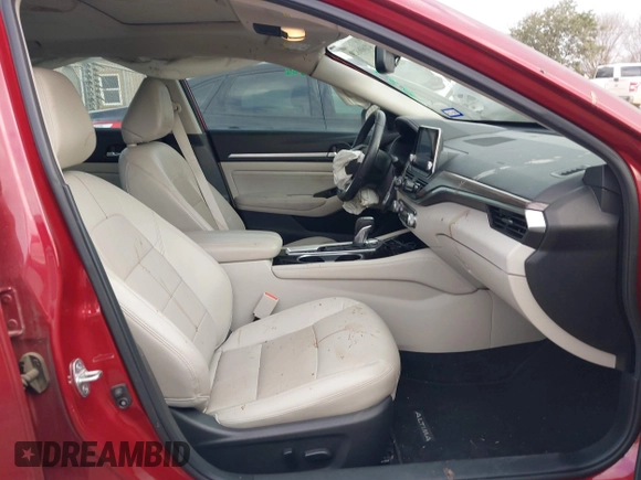2020 Nissan Altima Platinum with VIN 1N4BL4FVXLN300460, listed as a IAAI auction lot 41606829 with 73,456 mi miles and . Bid and sale history available at carsss.com. Image 5.