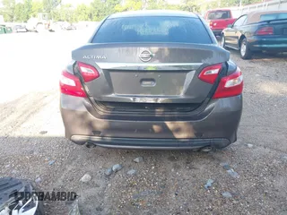 2016 Nissan Altima S with VIN 1N4AL3AP8GN381253, listed as a IAAI auction lot 42105545 with 217,627 mi miles and . Bid and sale history available at DreamBid. Image 6.