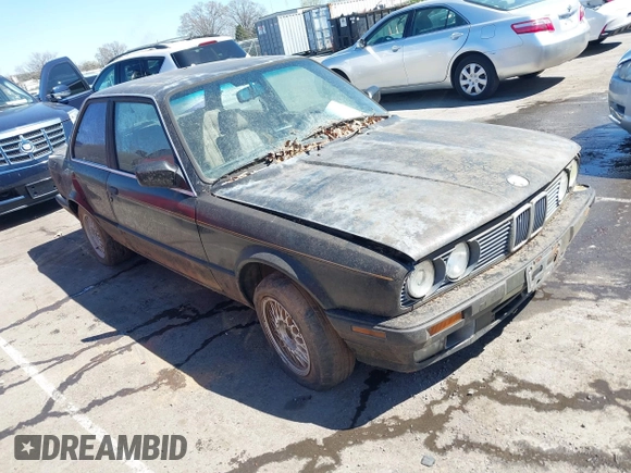1989 BMW 3 Series 325is z VIN WBAAA2300KAE71779, wystawiony jako IAAI lot #41819881 z przebiegiem 146 433 mil mil oraz . Historia ofert i sprzedaży dostępna na DreamBid. Obrazek 1.