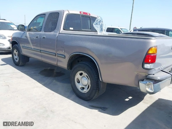2002 Toyota Tundra SR5 with VIN 5TBRN34132S242853, listed as a IAAI auction lot 41828131 with 151,532 mi miles. Bid and sale history available at carsss.com. Image 3.