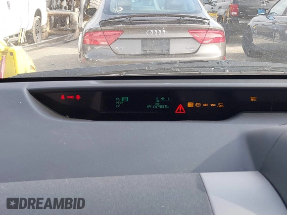 2007 Toyota Prius with VIN JTDKB20U577556615, listed as a IAAI auction lot 42121360 with 224,899 mi miles. Bid and sale history available at carsss.com. Image 7.