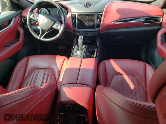 2021 Maserati Levante GT with VIN ZN661XUA9MX372242, listed as a Copart auction lot 69440164 with 33,783 mi miles and Salvage Title. Bid and sale history available at carsss.com. Image 8.