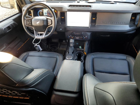 2024 Ford Bronco Badlands with VIN 1FMEE9BP1RLA55327, listed as a Copart auction lot 42149455 with 6,767 mi miles and Salvage Title. Bid and sale history available at carsss.com. Image 8.
