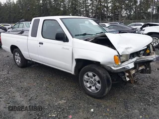 1999 Nissan Frontier XE z VIN 1N6DD26S1XC328236, wystawiony jako IAAI lot #41651261 z przebiegiem 167 521 mil mil oraz . Historia ofert i sprzedaży dostępna na DreamBid. Obrazek 1.