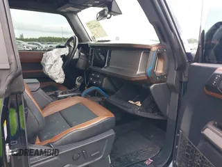 2021 Ford Bronco z VIN 1FMEE5DP2MLA89419, wystawiony jako IAAI lot #42346223 z przebiegiem Nie podano mil oraz . Historia ofert i sprzedaży dostępna na DreamBid. Obrazek 5.