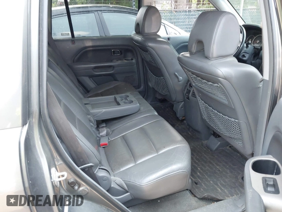 2007 Honda Pilot EX-L z VIN 5FNYF18507B003645, wystawiony jako IAAI lot #42420748 z przebiegiem 219 220 mil mil oraz . Historia ofert i sprzedaży dostępna na DreamBid. Obrazek 8.