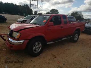 2000 Nissan Frontier XE z VIN 1N6ED26Y7YC337887, wystawiony jako Copart lot #79900574 z przebiegiem 185 257 mil mil oraz Szkoda całkowita • Salvage title. Historia ofert i sprzedaży dostępna na DreamBid. Obrazek 1.