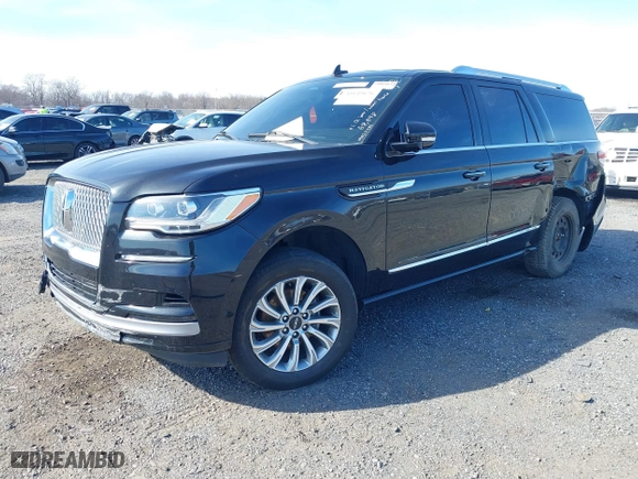 2022 Lincoln Navigator L Standard with VIN 5LMJJ3NT6NEL02417, listed as a IAAI auction lot 41649676 with 68,098 mi miles. Bid and sale history available at carsss.com. Image 17.