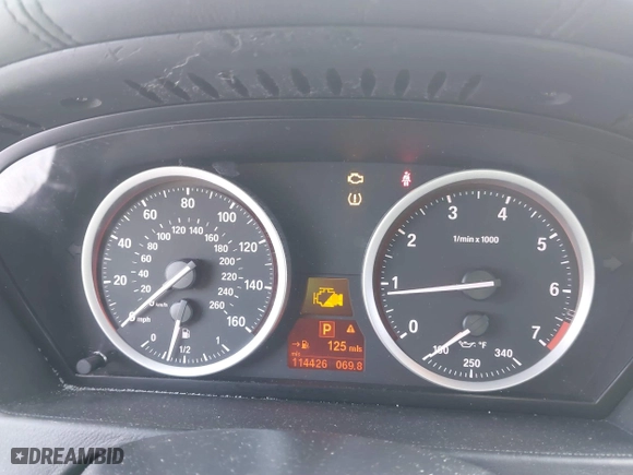 2010 BMW X6 50i with VIN 5UXFG8C55ALZ94803, listed as a IAAI auction lot 41387175 with 114,426 mi miles. Bid and sale history available at carsss.com. Image 7.