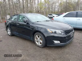 2015 Kia Optima LX with VIN 5XXGM4A71FG462810, listed as a IAAI auction lot 42033960 with 174,171 mi miles. Bid and sale history available at carsss.com. Image 1.