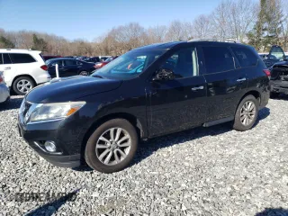 2015 Nissan Pathfinder SV with VIN 5N1AR2MMXFC609084, listed as a Copart auction lot 51919435 with 134,460 mi miles and Clean Title. Bid and sale history available at carsss.com. Image 1.