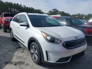 2017 Kia Niro FE with VIN KNDCB3LC1H5089168, listed as a IAAI auction lot 41574413 with 102,844 mi miles. Bid and sale history available at carsss.com. Image 13.