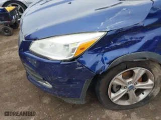 2013 Ford Escape SE with VIN 1FMCU0GX3DUA37364, listed as a IAAI auction lot 41527097 with 1 mi miles. Bid and sale history available at carsss.com. Image 6.