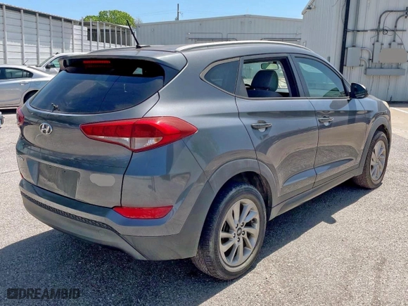 2016 Hyundai Tucson SE with VIN KM8J33A44GU092601, listed as a Copart auction lot 53004435 with 157,054 mi miles and Clean Title. Bid and sale history available at carsss.com. Image 4.