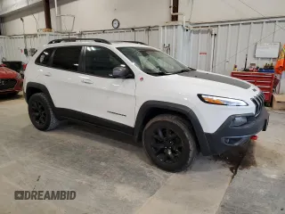 2017 Jeep Cherokee Trailhawk L Plus with VIN 1C4PJMBB4HD214429, listed as a Copart auction lot 58608395 with 117,403 mi miles and Clean title. Bid and sale history available at DreamBid. Image 4.