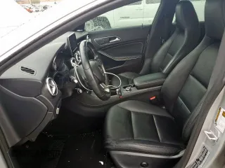 2015 Mercedes-Benz CLA 250 with VIN WDDSJ4GB9FN212840, listed as a Copart auction lot 50449815 with 102,613 mi miles and Clean Title. Bid and sale history available at DreamBid. Image 7.