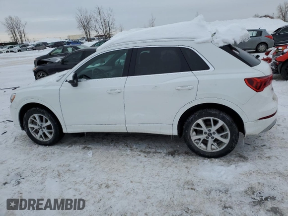 2022 Audi Q3 Premium Plus z VIN WA1BUCF30N1031471, wystawiony jako Copart lot #46441275 z przebiegiem 33 268 mil mil oraz Szkoda całkowita • Salvage title. Historia ofert i sprzedaży dostępna na DreamBid. Obrazek 2.