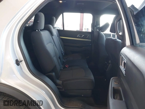 2018 Ford Explorer XLT with VIN 1FM5K7D82JGA19887, listed as a IAAI auction lot 42049120 with 105,748 mi miles and . Bid and sale history available at DreamBid. Image 8.