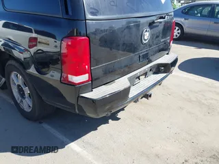 2004 Cadillac Escalade z VIN 1GYEC63T94R235191, wystawiony jako IAAI lot #42314704 z przebiegiem 164 935 mil mil oraz . Historia ofert i sprzedaży dostępna na DreamBid. Obrazek 15.