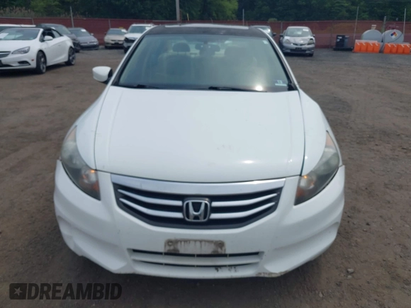 2011 Honda Accord EX с VIN 1HGCP2F74BA094455, выставлен на аукционе IAAI как лот 42504711 с пробегом 130 250 миль миль и . История ставок и продаж доступна на DreamBid. Изображение 12.