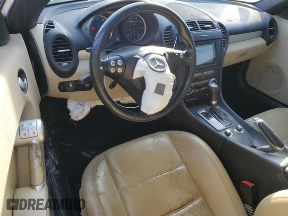 2006 Mercedes-Benz SLK-Class 5.5L AMG with VIN WDBWK73F06F100763, listed as a Copart auction lot 86308114 with 147,759 mi miles and Salvage Title. Bid and sale history available at carsss.com. Image 8.