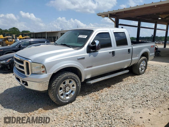 2005 Ford F-250 XL with VIN 1FTSW21P05EB33978, listed as a Copart auction lot 55105045 with 129,863 mi miles and Clean Title. Bid and sale history available at DreamBid. Image 1.