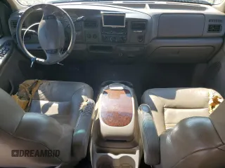 2001 Ford Excursion Limited z VIN 1FMNU42S71EA71342, wystawiony jako Copart lot #43636565 z przebiegiem 181 107 mil mil oraz Szkoda całkowita • Salvage title. Historia ofert i sprzedaży dostępna na DreamBid. Obrazek 8.